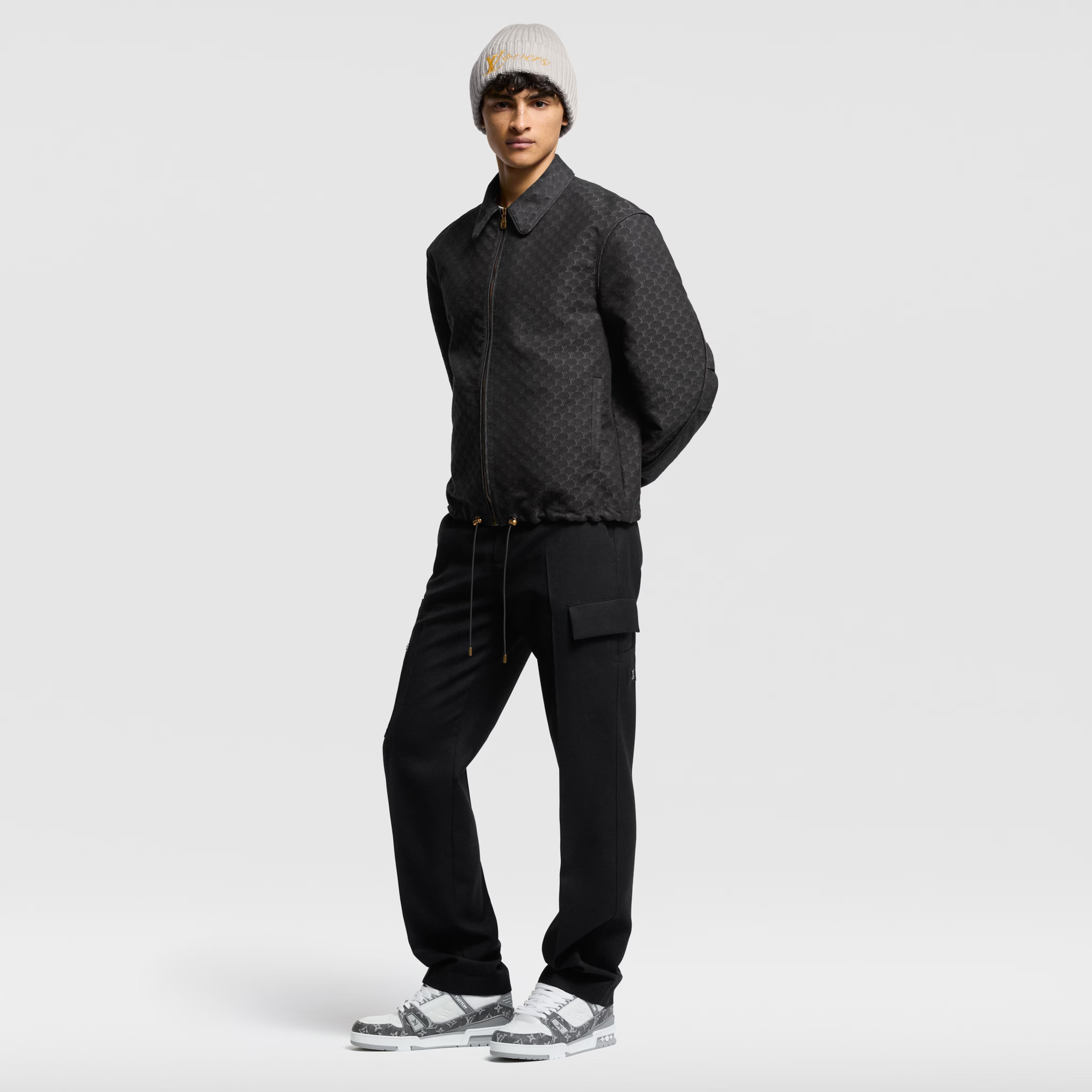 Louis Vuitton Trainer Sneaker – Grey